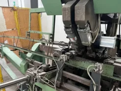 9#8297 Pressopiegatrice Omas con punta automatica