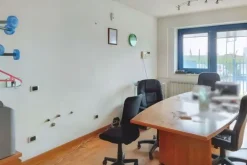 #19538 Proprietà superficiaria di ufficio e posto auto