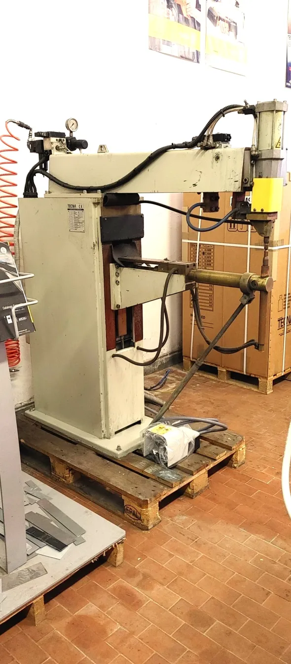 Puntatrice TECNA, 60 KVA.