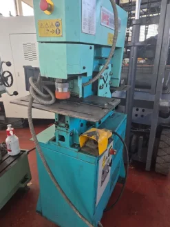 Punzonatrice combinata IMS HY 45 VS