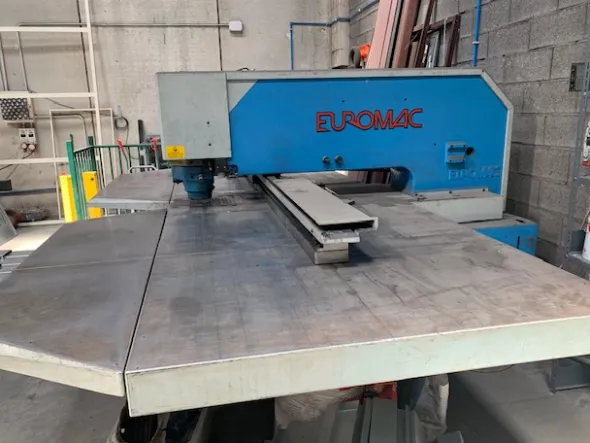 PUNZONATRICE EUROMAC CX1000X30
