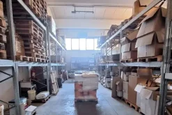 #2537987 Quota 1/2 di locale artigianale e area urbana