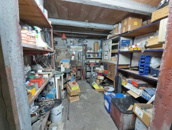 1#7771 Ramo di azienda dedita a commercio prodotti petroliferi