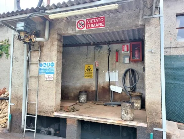 1#7771 Ramo di azienda dedita a commercio prodotti petroliferi