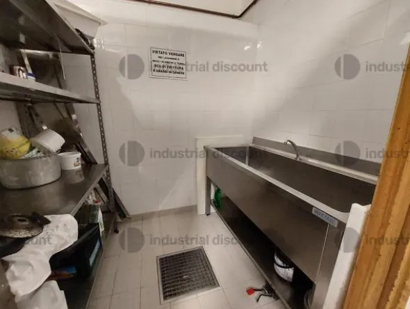 3#7775 Ramo di azienda dedita all'attività di ristorazione