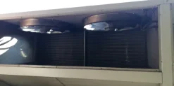 Refrigeratore di liquido per laser o altre applicazioni