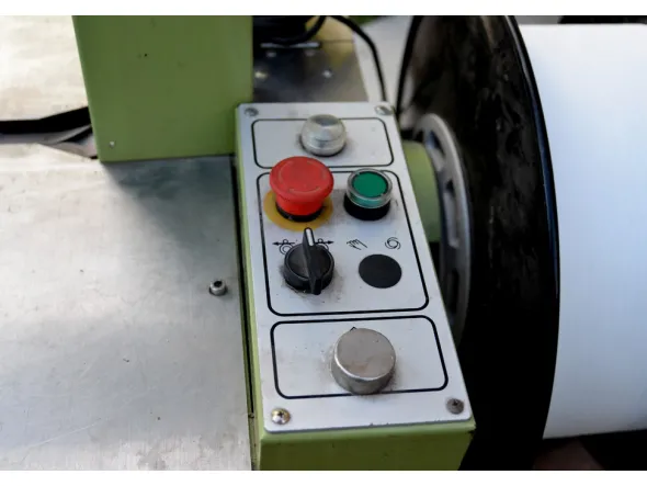 REGGIATRICE AUTOMATICA