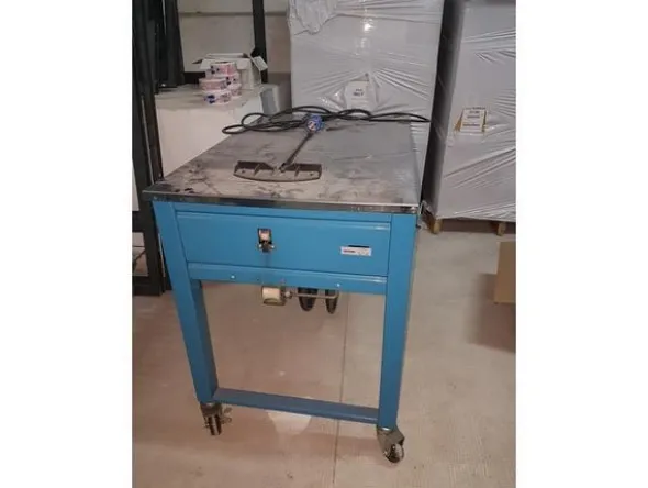 4#2974 Reggiatrice elettrica e clip chiusura imballaggio