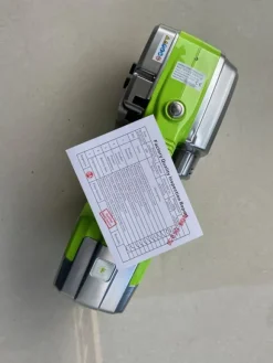 7#4978 Reggiatrice manuale a batteria
