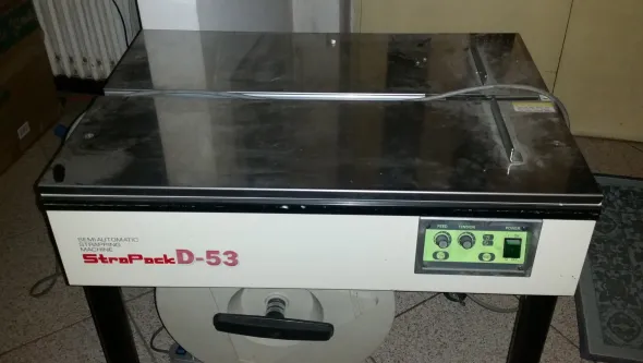 Reggiatrice Semiautomatica StraPack D-53