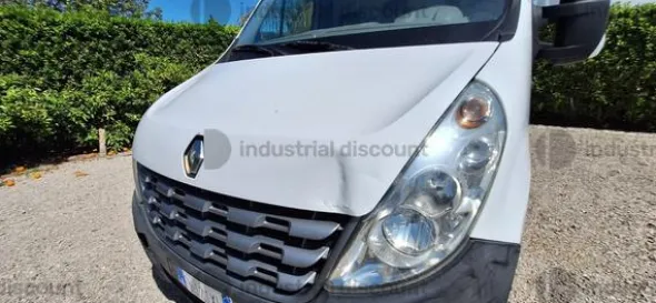 2#9332 Renault Master