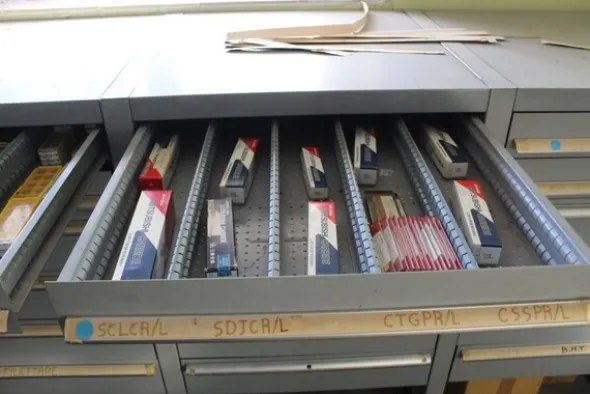 13#69640 Ricambi e utensili officina meccanica