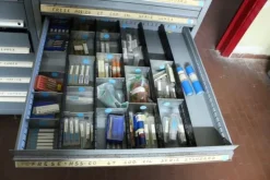 13#69640 Ricambi e utensili officina meccanica