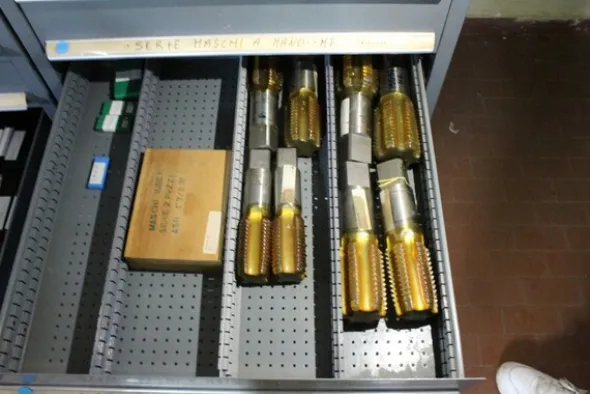 13#69640 Ricambi e utensili officina meccanica