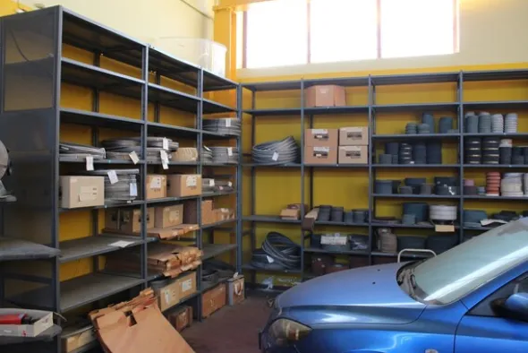 13#69640 Ricambi e utensili officina meccanica
