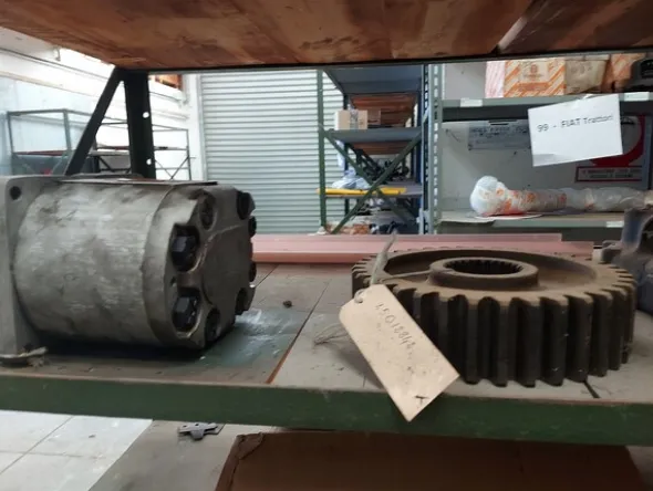 244#8002 Ricambi Fiat Allis per macchine agricole