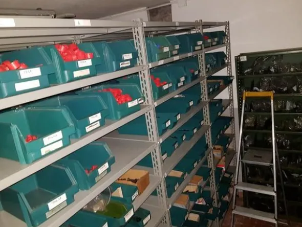 1#3404 Ricambi per settore oleodinamica e pneumatica