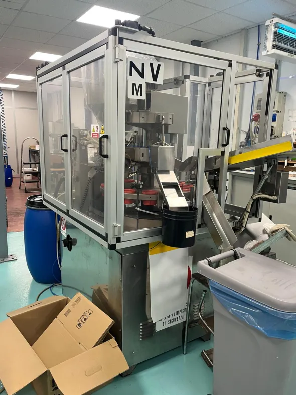 RIEMPITRICE - INTUBETTATRICE AUTOMATICA TUBI PLASTICA