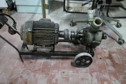 2#5816 Riempitrice Omni e serbatoi in acciaio