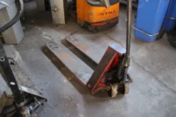 2#5816 Riempitrice Omni e serbatoi in acciaio