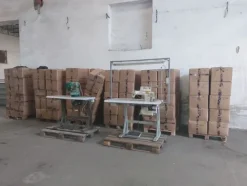 1#8180 Rimanenze di magazzino abbigliamento e macchine per confezionamento