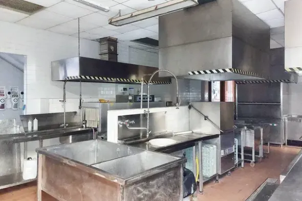 #22578 Ristorante arredato pertinenze e avviamento