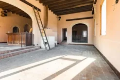 #15204 Ristorante ed abitazione con ampio terreno