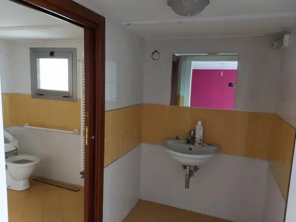 #16172 Ristorante in palazzina residenziale