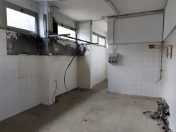 #16172 Ristorante in palazzina residenziale