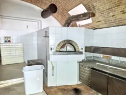 #2515027 Ristorante in palazzo storico e servizi