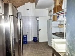 #2515027 Ristorante in palazzo storico e servizi