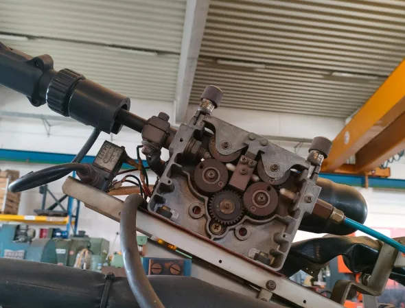 Robot di saldatura PANASONIC VR 006 – YA 1MMR61E00