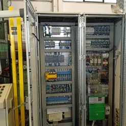 Ross 315 Ton completa di linea Asservimenti Presse CE
