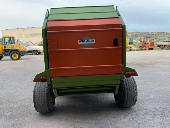 16#8237 Rotopressa Volvo