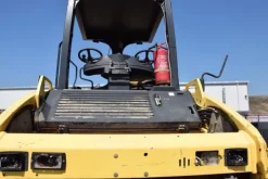 2#3367 Rullo vibrante Bomag BW 141 AD-4