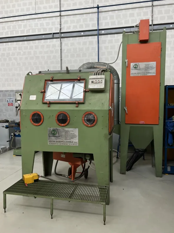 SABBIATRICE PNEUMATICA tipo GD.PN. 24/1500