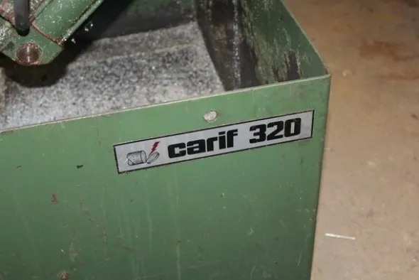 10#5599 Saldatrice Esab e sega a nastro Carif