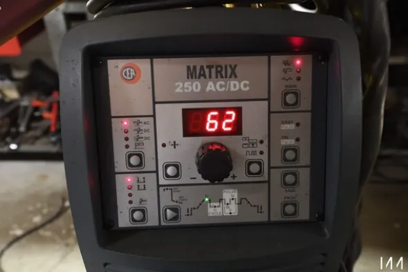 1#8387 Saldatrice Matrix AC/DC