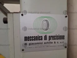 9#9186 Saldatrice per fondi con gruetta Fassi