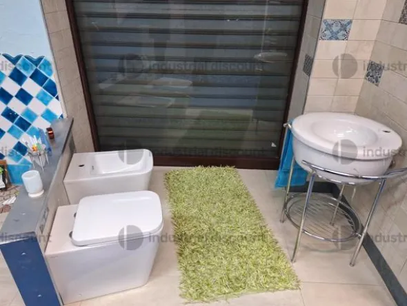17#9933 Sanitari e accessori