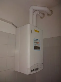 2#8503 Sanitari ed impianti elettrici vari