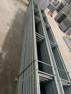 Scaffalatura passerella