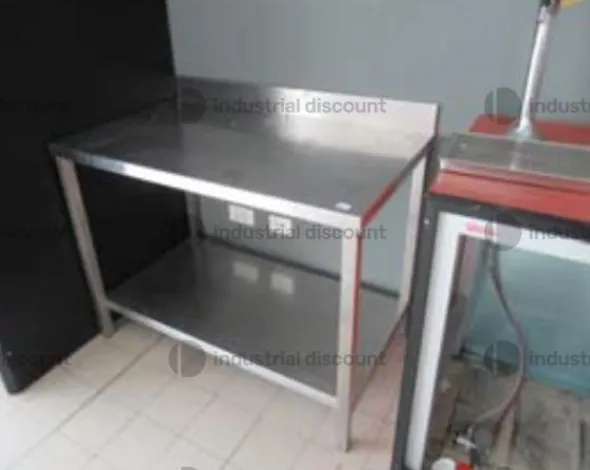 22#9809 Scaffalature, carrello e banco in acciaio