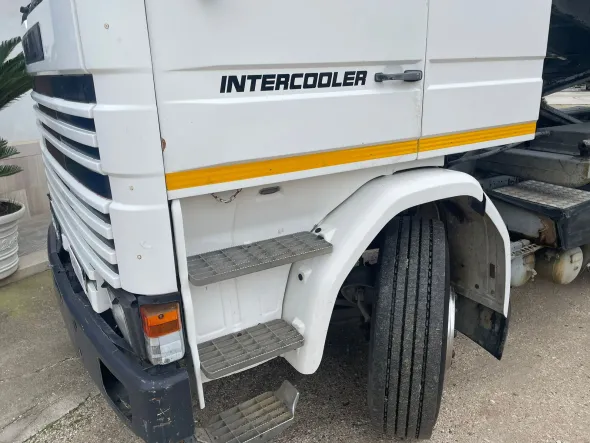 SCANIA R 142 RIBALTABILE TRILATERALE
