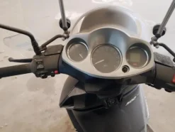 4#4133 Scooter Aprilia