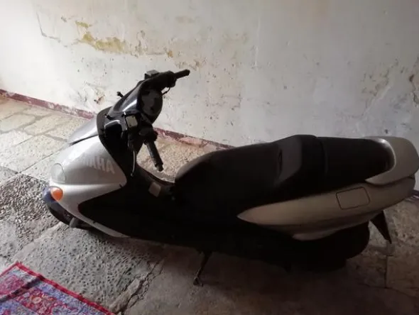 2#4003 Scooter Yamaha Majesty