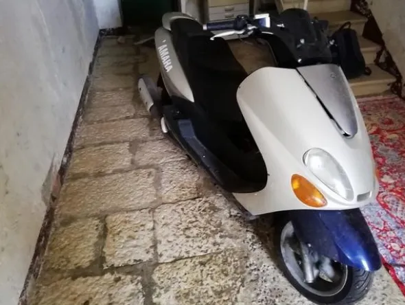 2#4003 Scooter Yamaha Majesty