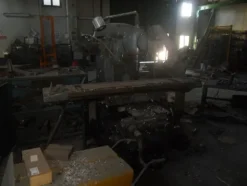 13#5325 Sega a nastro Pedrazzoli e fresa Ucimu