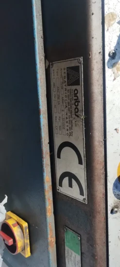 Segatrice a nastro semiautomatica marchio CE
