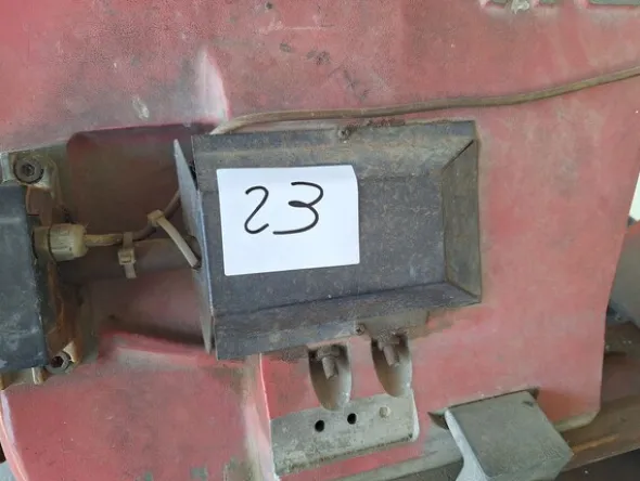 23#8413 Segatrice a nastro semiautomatica